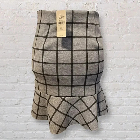 NWT LOFT Grey Windowpane Sweater & Skirt Set Size XXSP - Picture 3 of 10